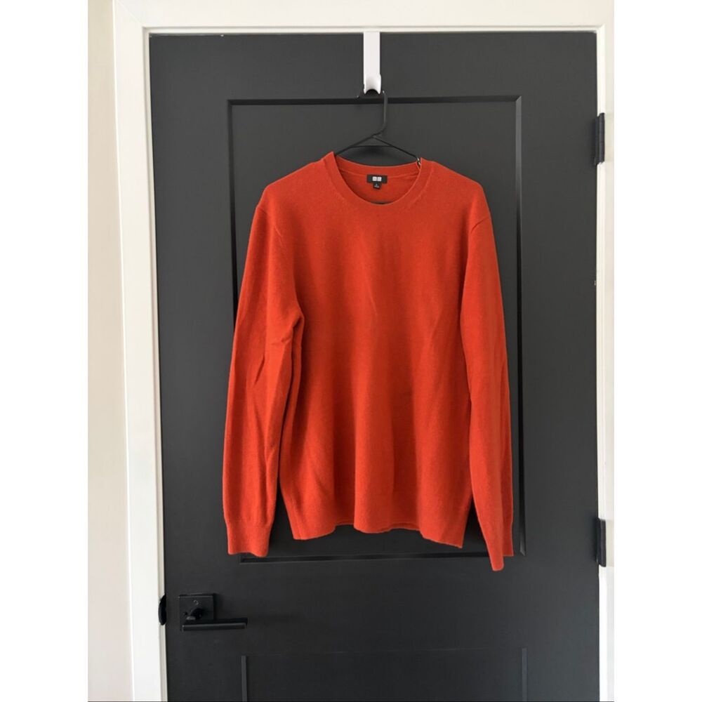 Uniqlo 100% Cashmere Crewneck Sweater Vibrant Orange Pumpkin Fall Size L